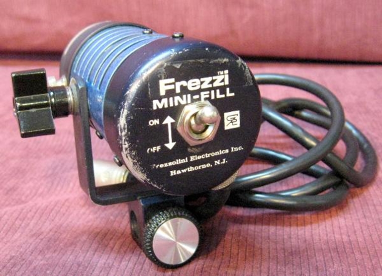 Picture of Frezzolini Mini Fill light fixture