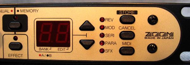 Picture of Zoom 1204 Multi-Effects Box