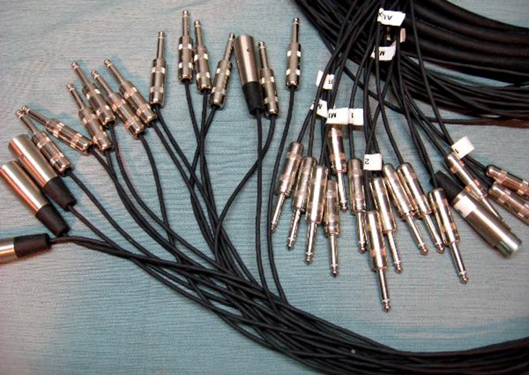 Picture of Gepco 16 Channel 32' Snake