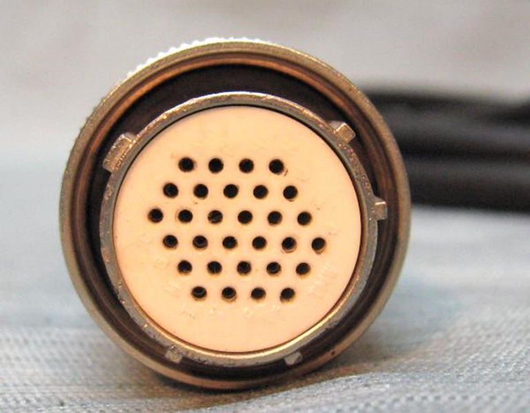 Picture of Camera Cable, 14 Pin Male to 30 Pin Female, by Hirakawa.