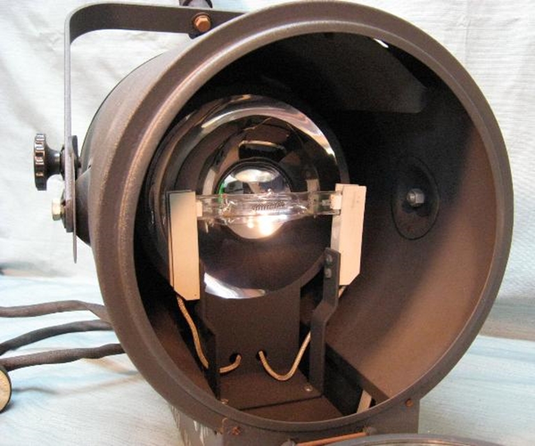 Picture of Kliegl Fresnel Lighting Instrument,Model 3518