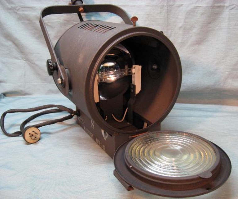 Picture of Kliegl Fresnel Lighting Instrument,Model 3518