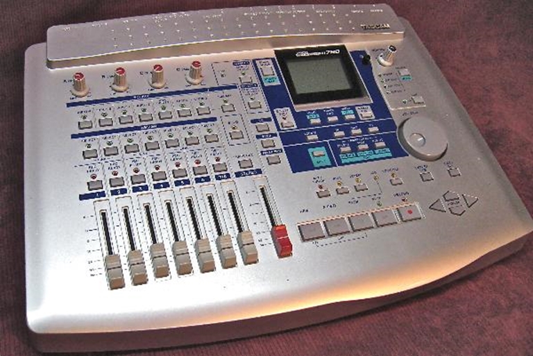 Picture of Tascam 788 Digital Portastudio