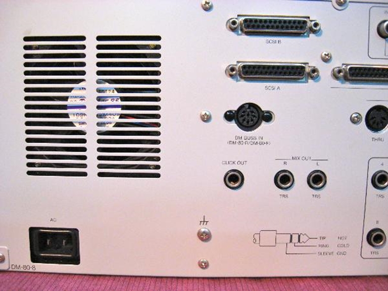 Picture of Roland DM80-8 Disk Recorder