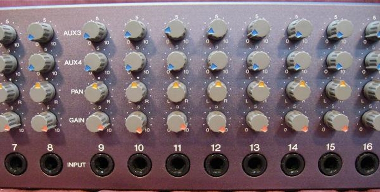 Picture of Fostex 2016 RackMount Line Mixer