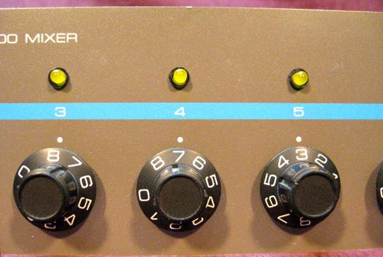 Picture of Shure AMS8000 rackmount automatic mic mixer