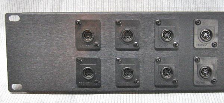 Picture of TecNec SVideo patch panel,16XS-2RU 