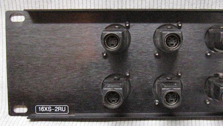 Picture of TecNec SVideo patch panel,16XS-2RU 