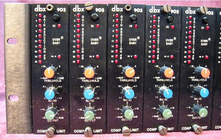 Picture of DBX 900 Frame with 903, 904 and 905 modules