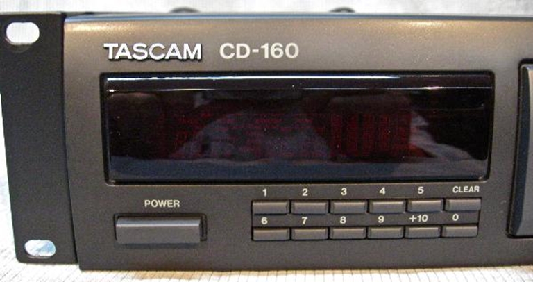 Picture of Tascam CD-160 CD player