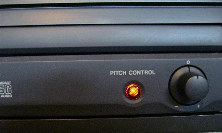 Picture of Tascam CD-160 CD player