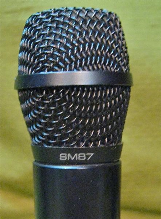 Picture of Shure UC Wireless Microphone Package