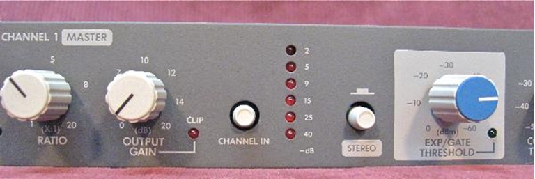 Picture of Symetrix 525 Compressor/Limiter