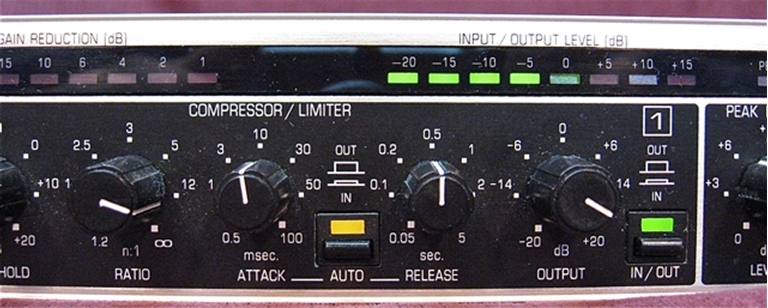 Picture of Behringer MDX 2100 composer