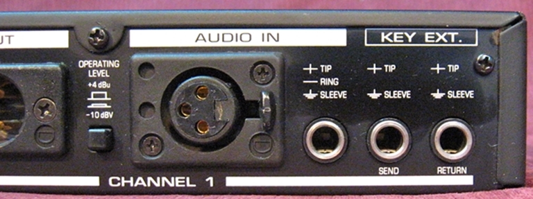 Picture of Behringer MDX 2100 composer