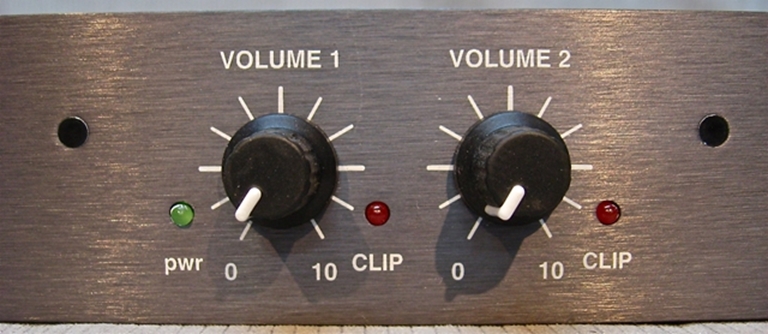 Picture of Rolls RA235 Power Amplifier