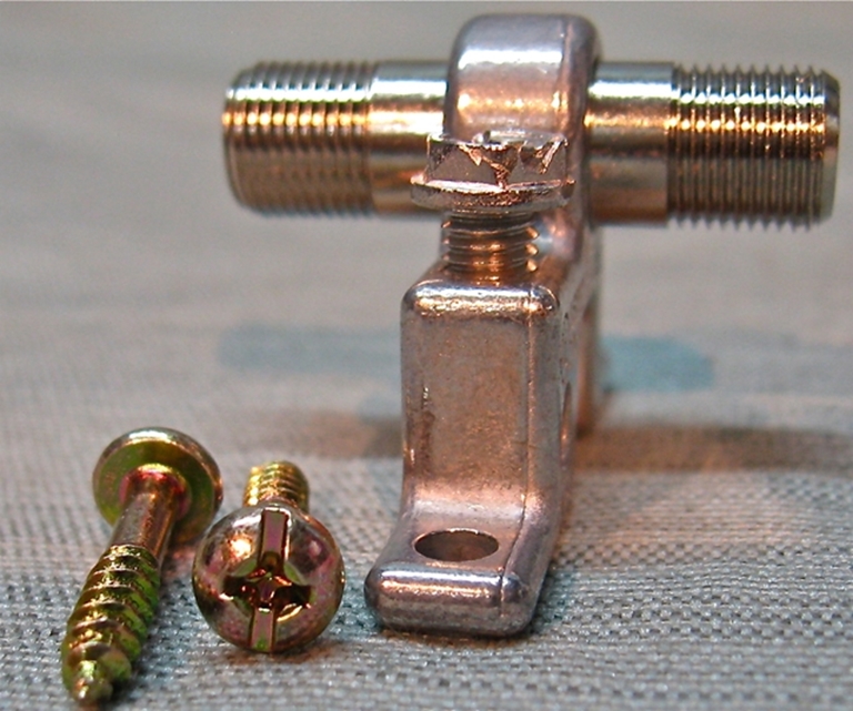 Picture of Satellite and Cable TV Grounding blocks 