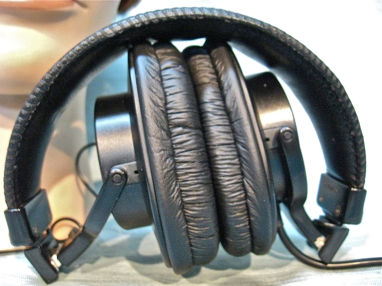 Picture of Sony MDR-7506 Pro Headphones