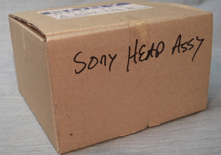 Picture of Sony D2 DDR-26R Head Assembly, NOS?