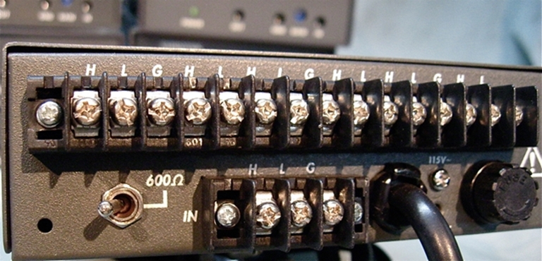 Picture of Videotek ADA-16 Audio DA