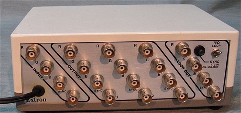 Picture of Extron ADA3, 1x3 RGBS Video DA