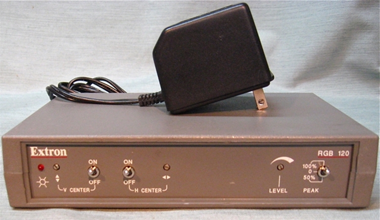 Picture of Extron RGB 120 9 Pin Analog to RGBHV video