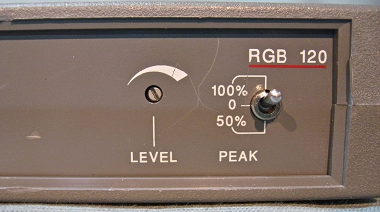 Picture of Extron RGB 120 9 Pin Analog to RGBHV video