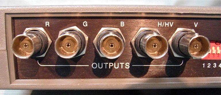 Picture of Extron RGB 120 9 Pin Analog to RGBHV video