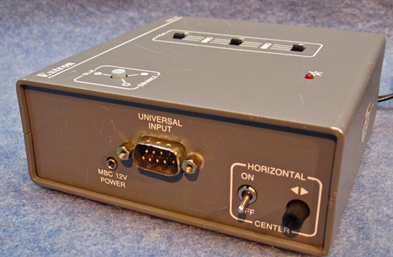 Picture of Extron RGB 118 9 Pin Analog to RGBs video