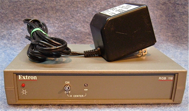 Picture of Extron RGB 116 9 Pin Analog to RGBs video