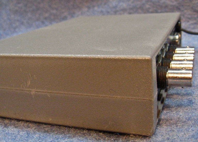 Picture of Extron RGB 116 9 Pin Analog to RGBs video