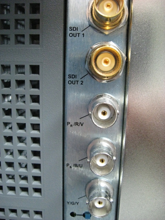 Picture of Ross DAC-9213-PVM SDI to RGB/Component converter