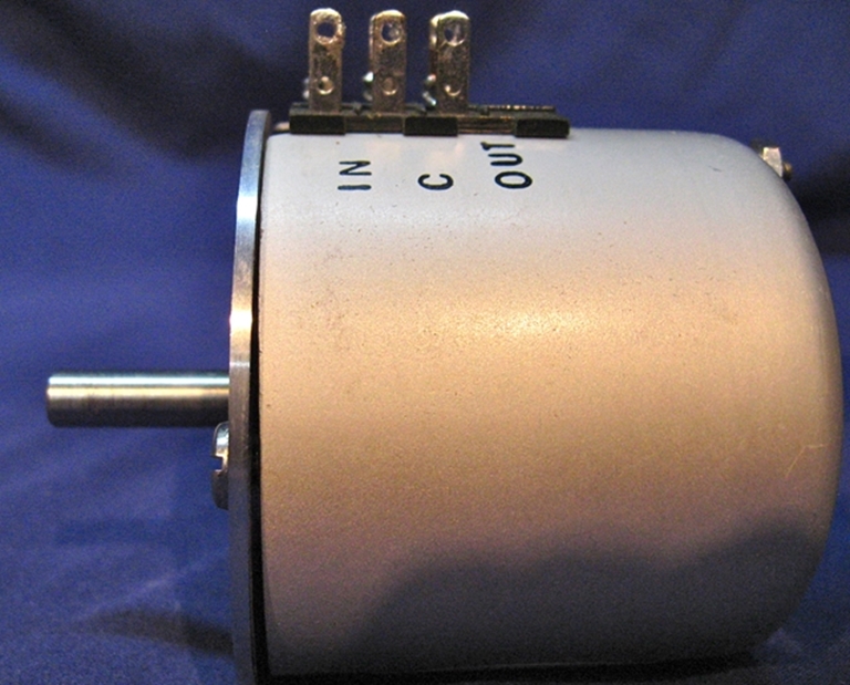 Picture of Tech Lab LA.831.5.C Stepped Attenuators, sn8704.