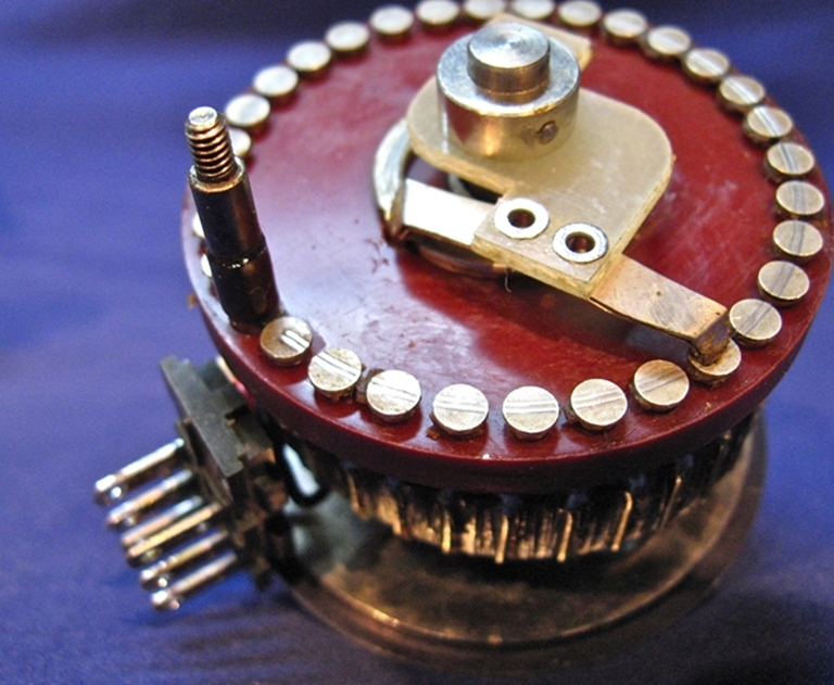 Picture of Tech Lab LA.831.5.C Stepped Attenuators, sn8704.