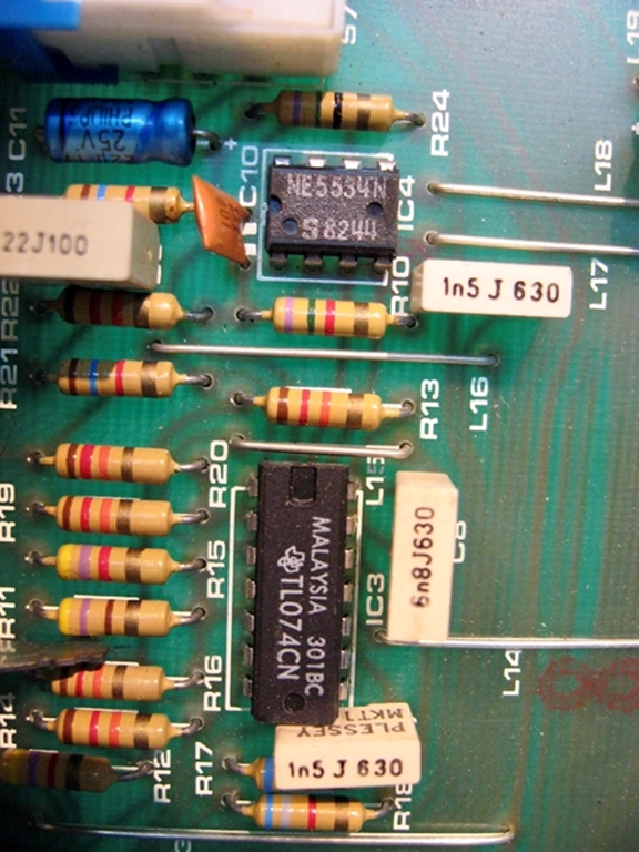 Picture of Soundcraft 800B 8013 Submaster Strips