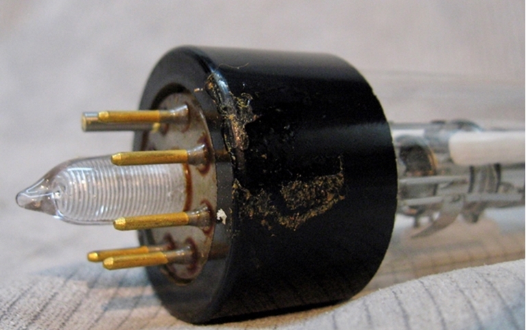 Picture of Amperex (Holland) Plumbicon, pn XQ1020R (Red)