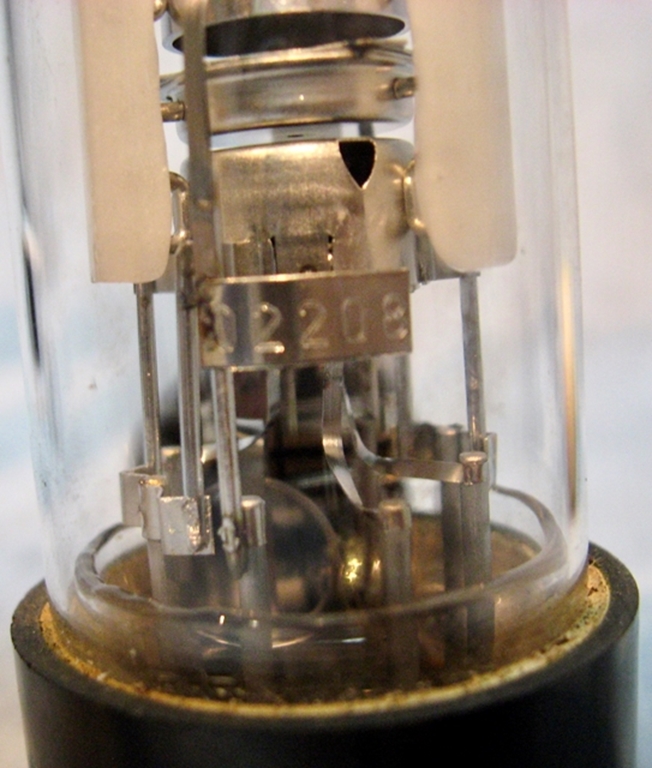 Picture of Amperex (Holland) Plumbicon, pn XQ1020R (Red)