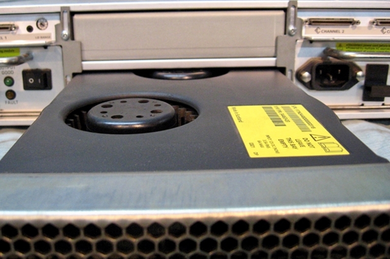 Picture of Rorke Data Media Dock Ultra 320 Frame w 8 removable drives