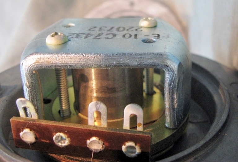 Picture of Jensen E-10 C7432 Sono-Dome Ultra-Tweeter Pair.