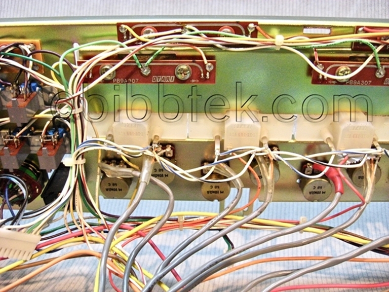 Picture of Otari MX5050-BQ Amplifier Chassis, with Meters.