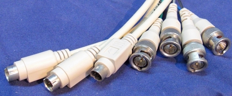 Picture of Sun Microsystems Break Out cables, DB 26 Male to Video