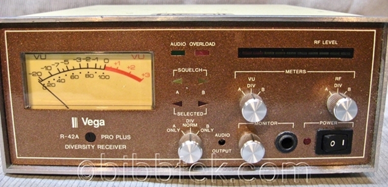 Picture of Vega R-42 A Pro Plus Diversity Receiver Dynex III  sn7490DIII