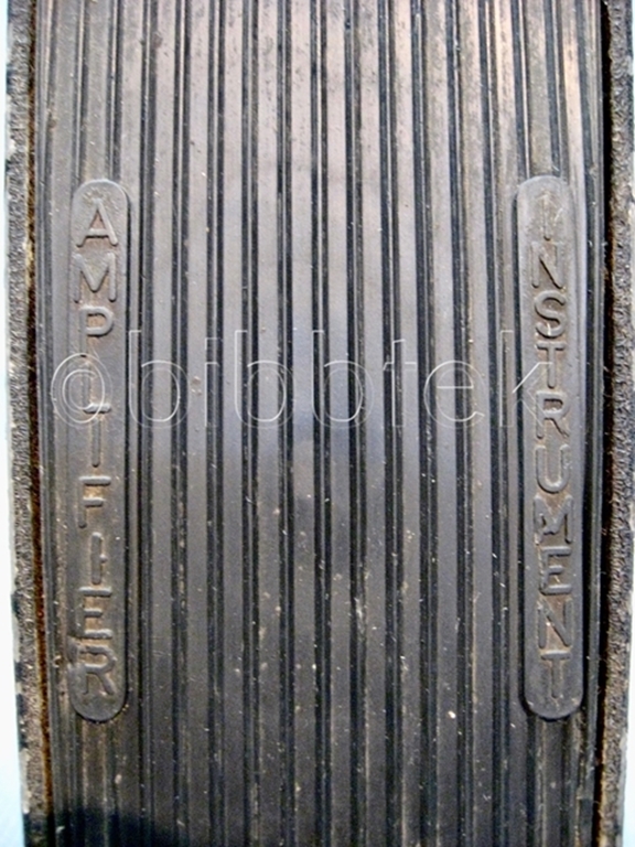 Picture of Vox Cry baby Vintage Wah pedal. sn1636786.