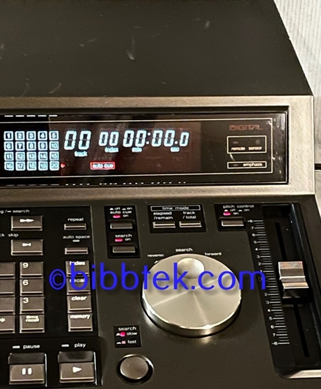 Picture of Technics SL-P1200 CD Player Sold Out.