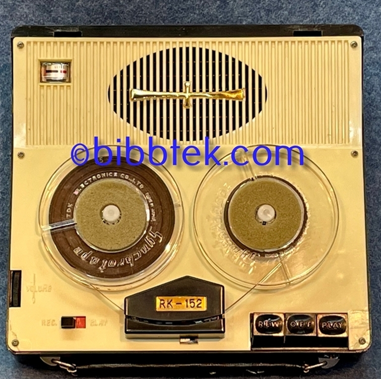 Picture of Lafayette R-K152 4 Transistor Reel to Reel.