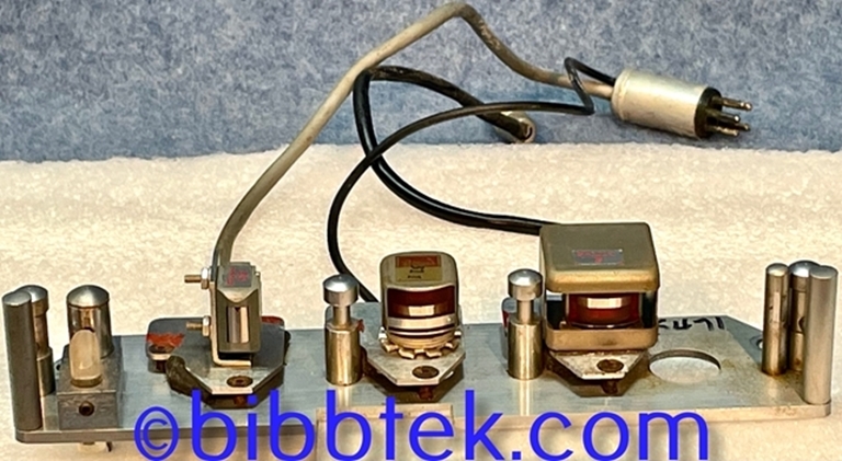 Picture of Crown International Tape deck Model LL822: 1/2 track mono Head assembly.