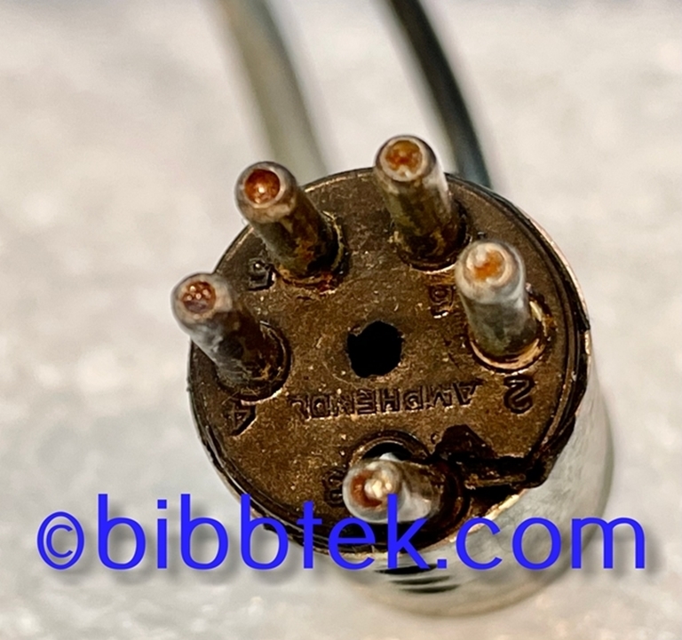 Picture of Crown International Tape deck Model LL822: 1/2 track mono Head assembly.