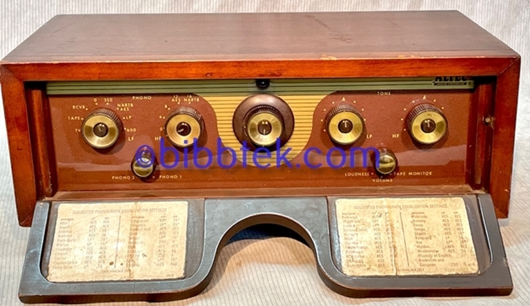 Picture of Altec Lansing A440A  HiFi Preamplifier,  sn224.