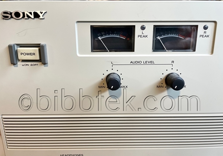 Picture of Sony LVR5000 Laser DIsk recording system with Blank  Media.