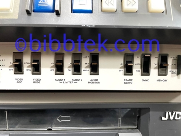 Picture of JVC CR850U Umatic Editing Recorders (Pair)